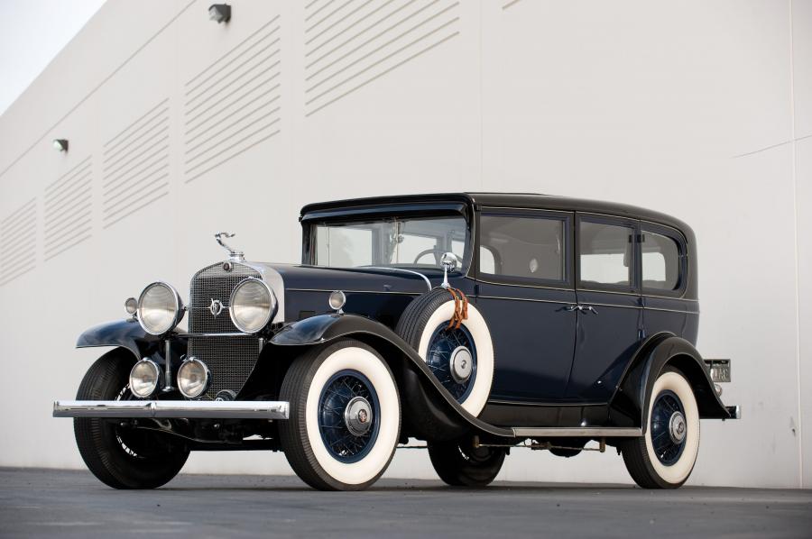  Cadillac Series 355A V8 Town Sedan 1931 года  (фото 1 из 9)